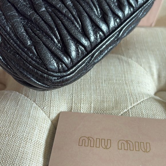 Sold - Picture 2 of 8